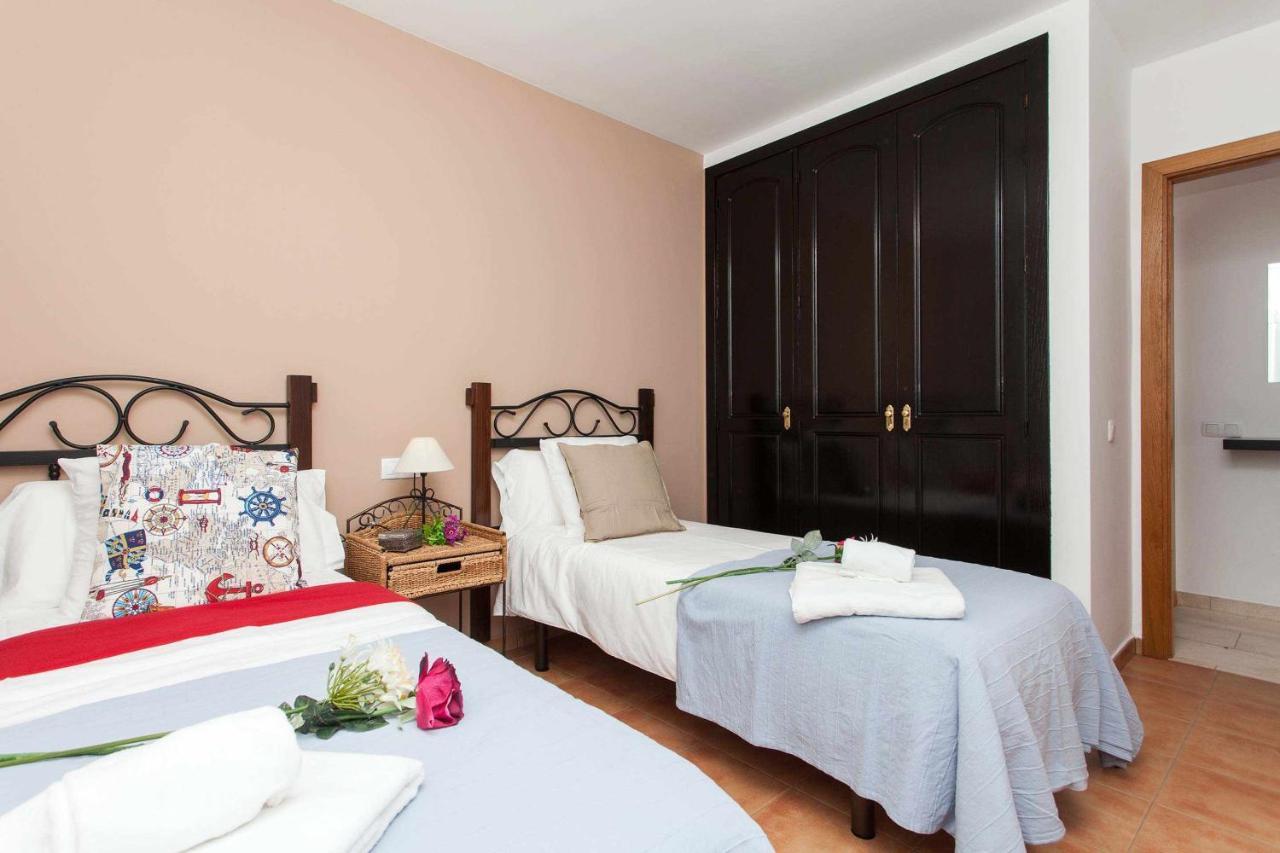 Casa Royal Park By Vacanzy Collection Corralejo Exterior photo