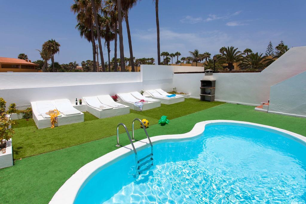 Casa Royal Park By Vacanzy Collection Corralejo Exterior photo